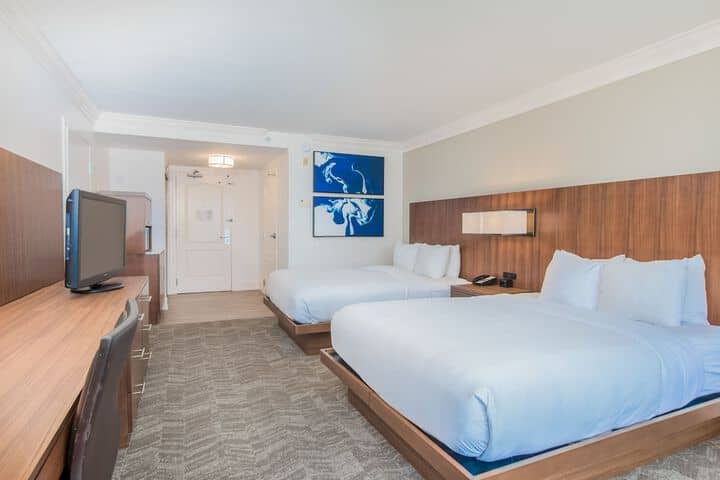 Room 12 of 187