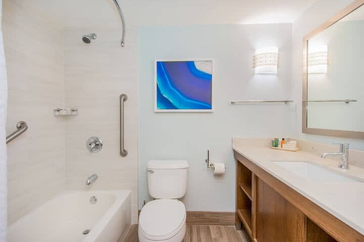Room 100 of 187