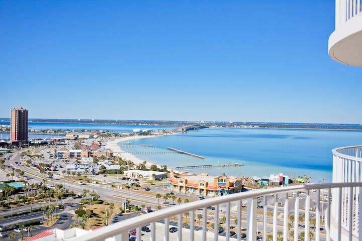 Hotel View 186 of 187